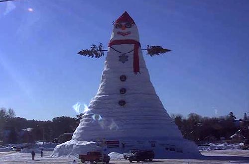 Olympia - World’s Tallest Snow Woman