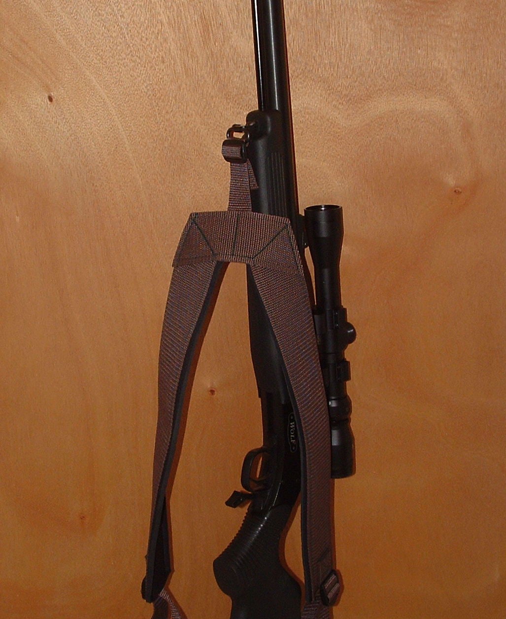 THE OUTLAW SLING Changing the way you carry your firearms
